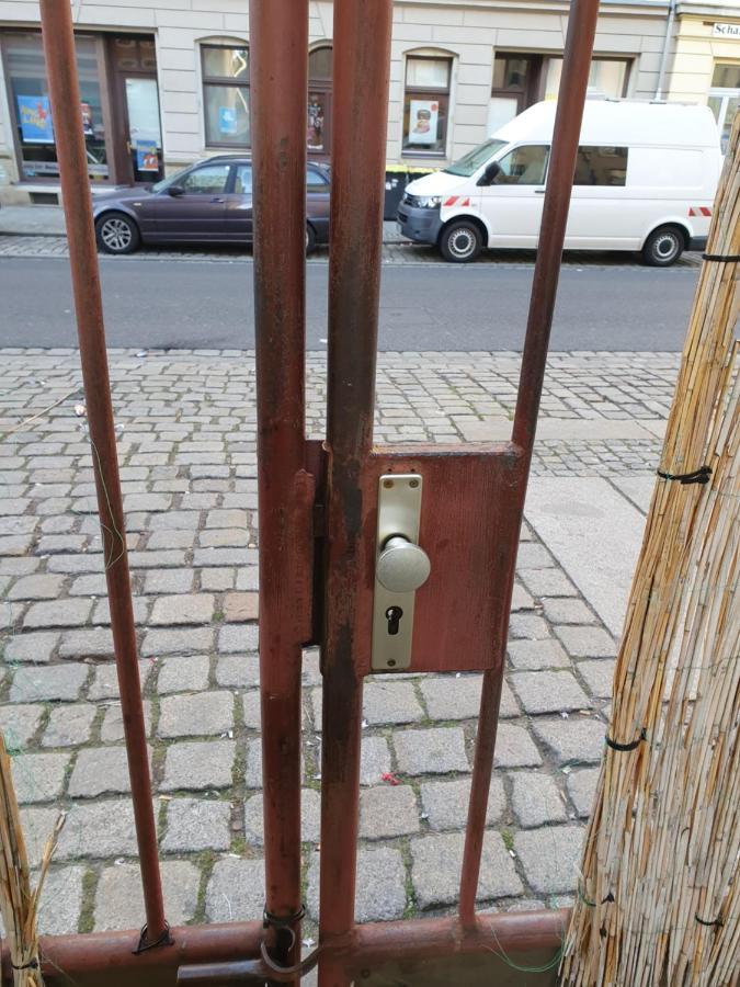 Ferienwohnung Oder Studio Dresden-Neustadt Inkl Parkplatz Mit Balkon Oder Terrasse Buitenkant foto