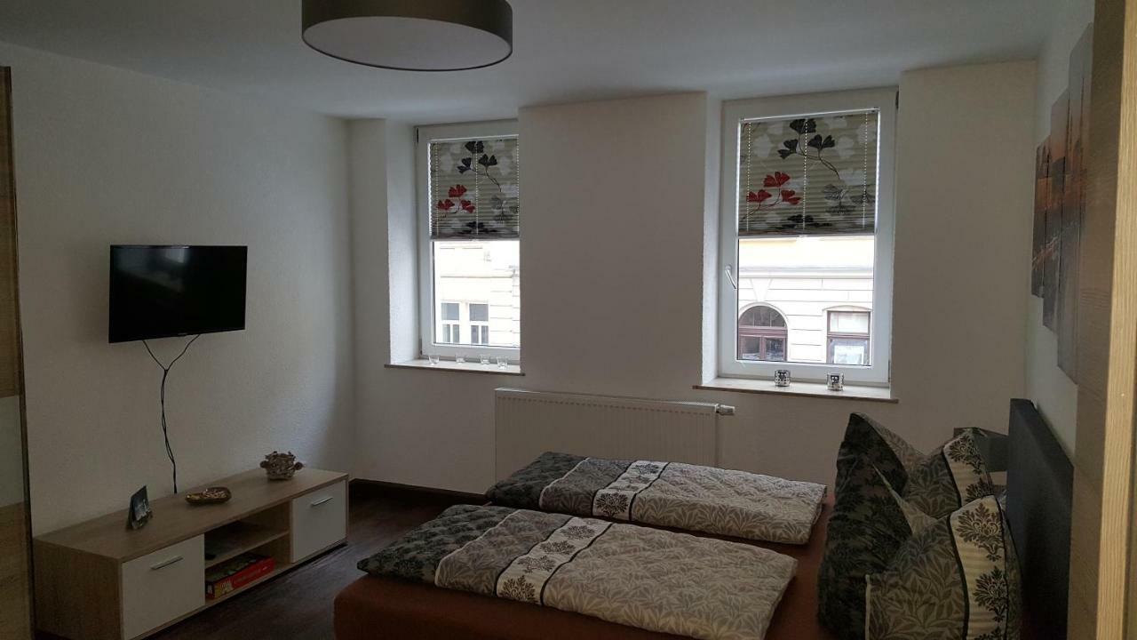 Ferienwohnung Oder Studio Dresden-Neustadt Inkl Parkplatz Mit Balkon Oder Terrasse Buitenkant foto